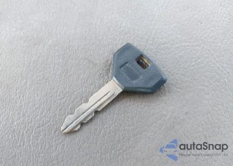 1995 Dodge Ram 1500 z USA, uszkodzony, nr VIN 3B7HF13Y1SM138719